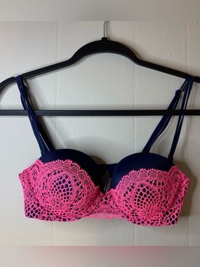 Victoria's Secret Very Sexy Multi-Way Padded Bra Size 32B